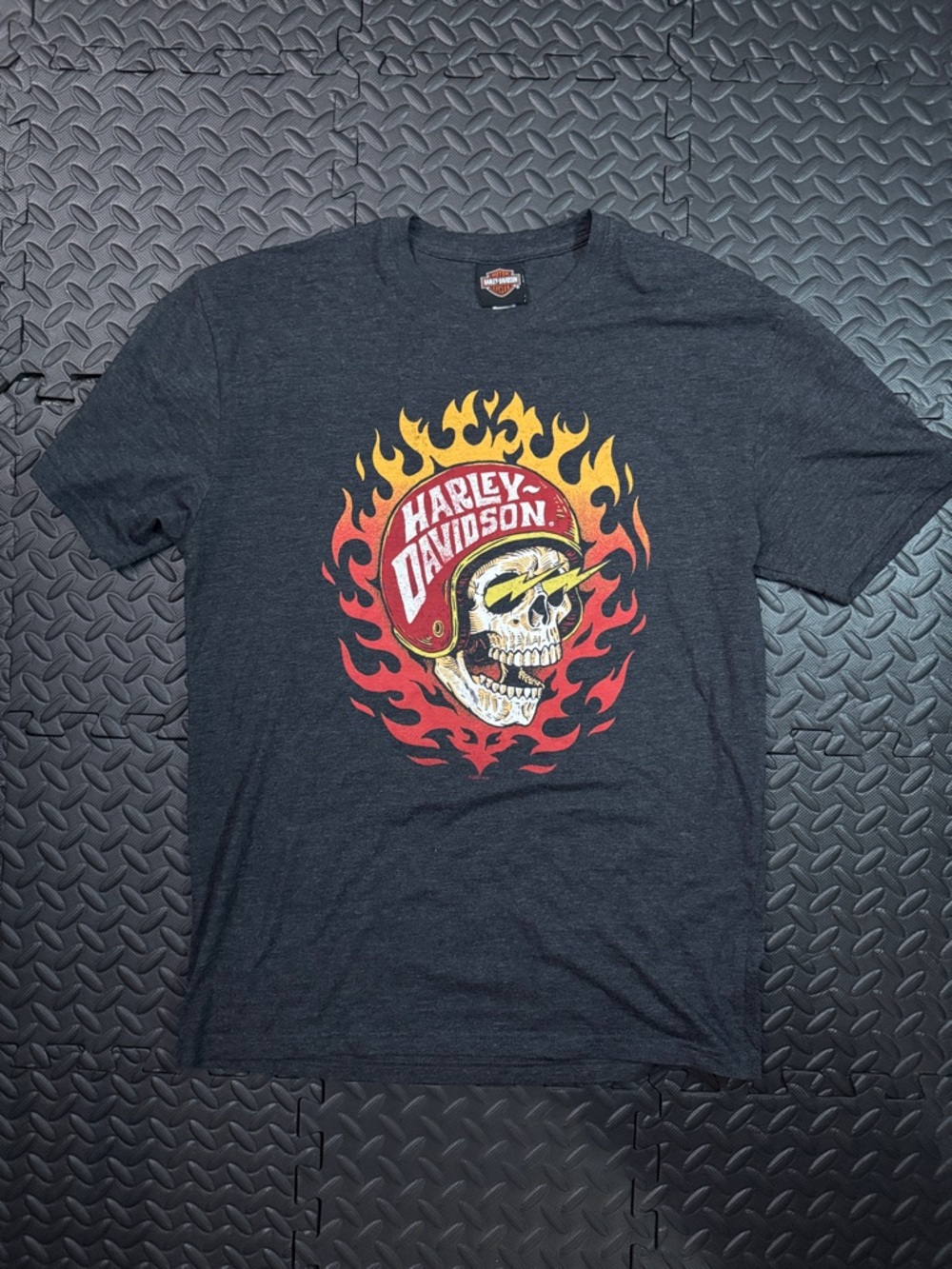 Vintage Florida Harley-Davidson Black Tee with Red and Yellow Flame Skull